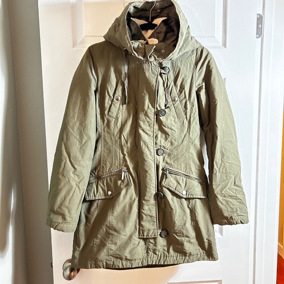 Ricki's Ladies Size XS Olive Green Fleece Vest Hip Length Hooded Winter Coat - Picture 14 of 15